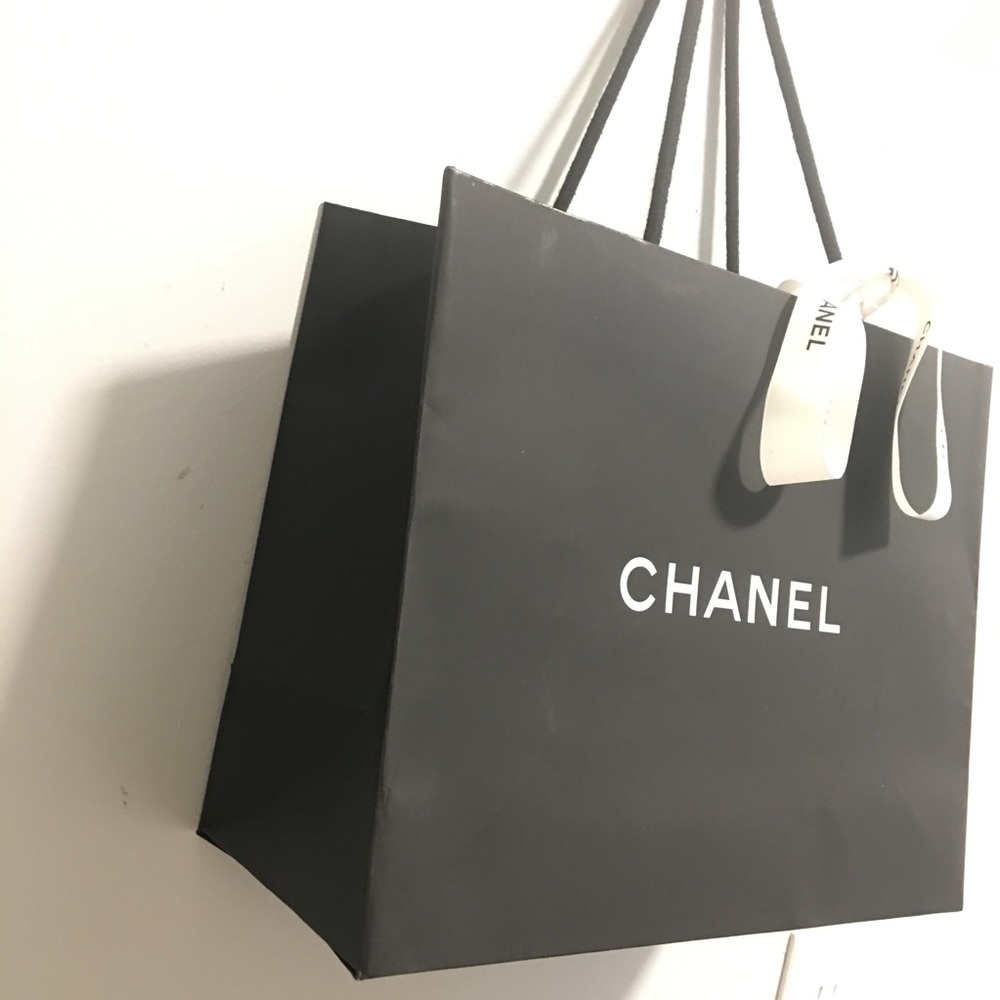 Paper bag - $35 each - Picture 3 of 10